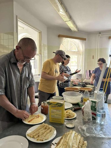 received 1218204352656144