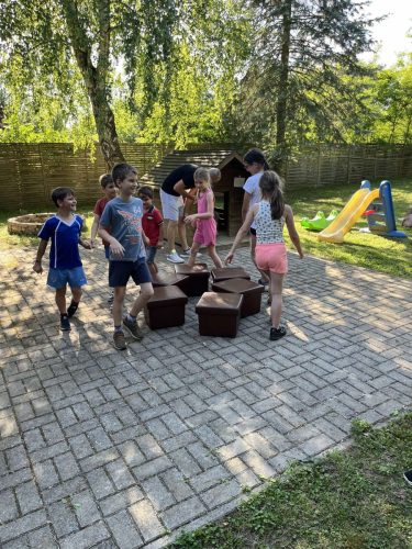 received 1705214893723025