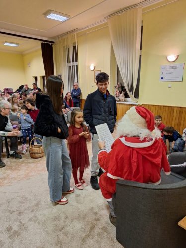 Messenger creation 61D86E3A-E81B-4B26-A5F3-3F9655EA3491